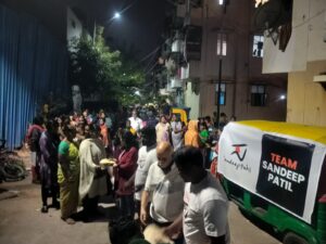 Team Sandeep Patil – Distributing Food -1