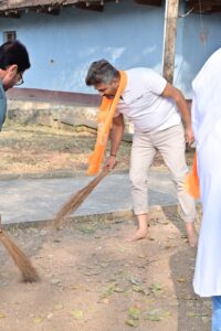 Team Sandeep Patil – Swachh Mandir Campaign – 10